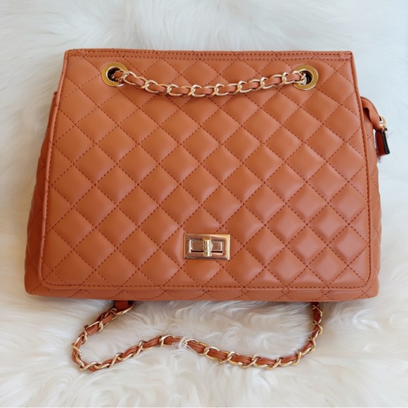 Quilted flap bag shoulder or crossbody honey beige brown gold chain - Picture 11 of 13
